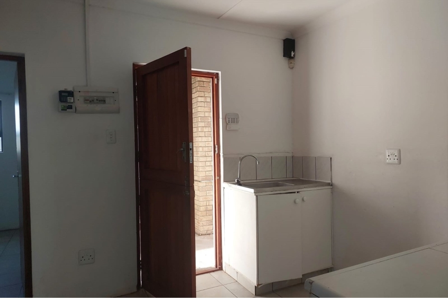 3 Bedroom Property for Sale in Uitenhage Upper Central Eastern Cape